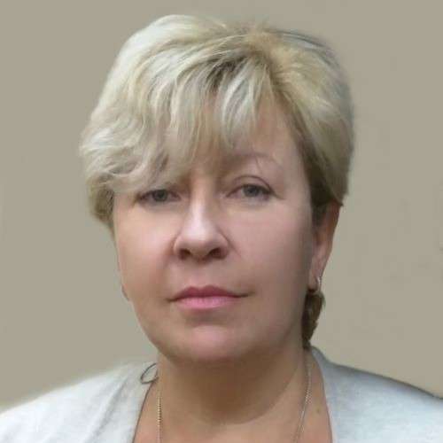 Headshot of Luda Dolinsky