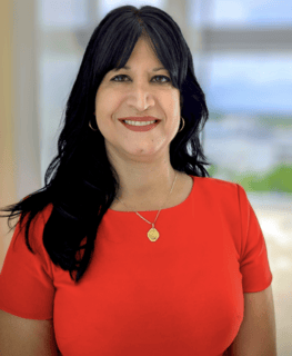 Headshot of Joana Fernandez